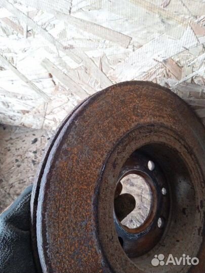 Диск тормозной передний Nissan Note HR14DE 2007