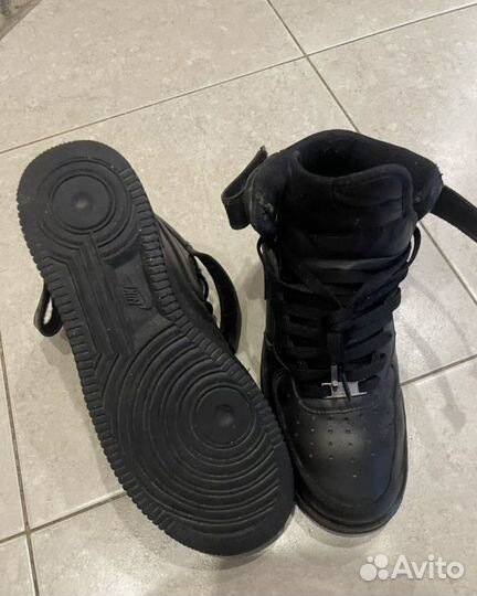 Nike air force 1 mid black