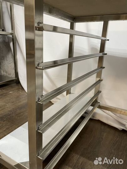 Подставка под пароконвектомат