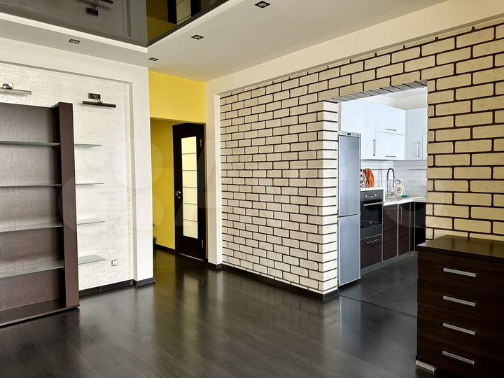 2-к. квартира, 66,7 м², 5/10 эт.