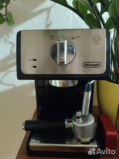 Кофеварка delonghi