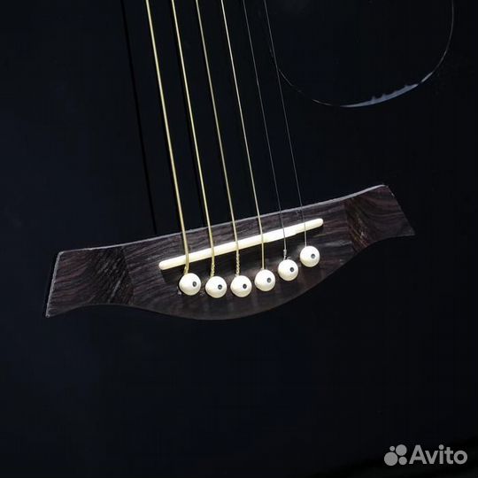 Акустическая гитара Veston + Аксессуар