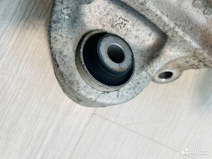 Кулаки задние пара Honda Accord 8 CU 2.4