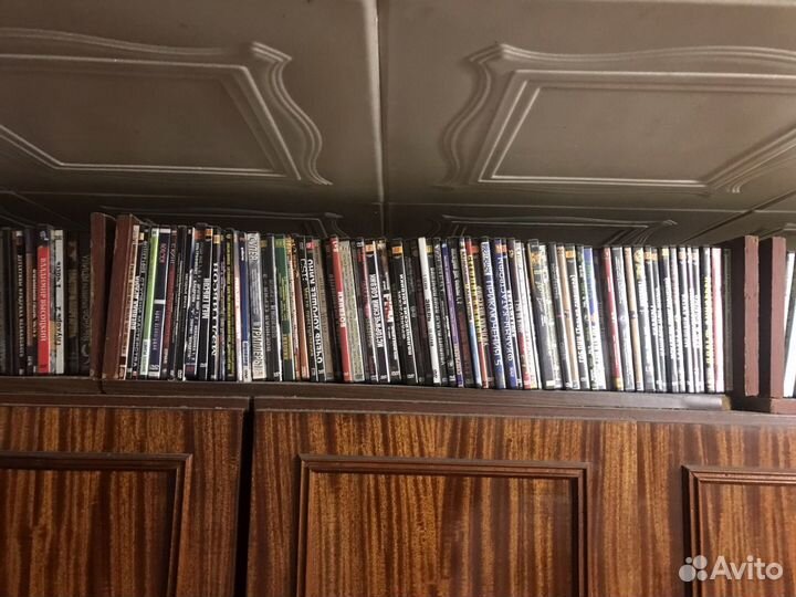 Dvd диски с фильмами и мультфильмами