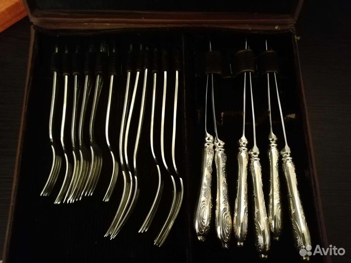 Мельхиоровый набор СССР. Вилки и ножи