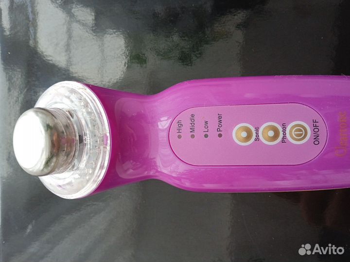 Прибор ультразвуковой Clearton для ухода за кожей