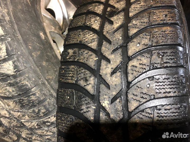 Bridgestone 613V 275/70 R16 114