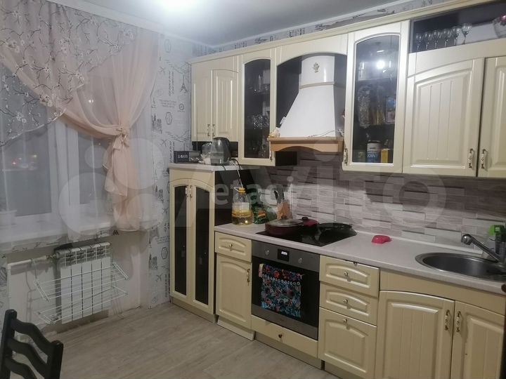 2-к. квартира, 59 м², 8/10 эт.