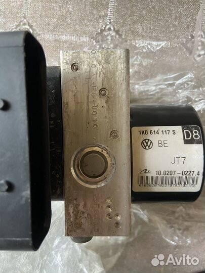 Jetta 6 блок ABS 1K0614117S