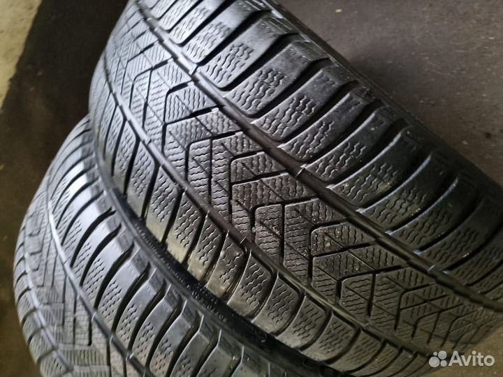 Pirelli Winter Sottozero 3 245/40 R20