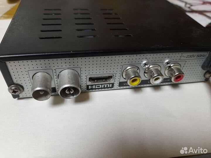 Цифровая тв приставка 3 штуки