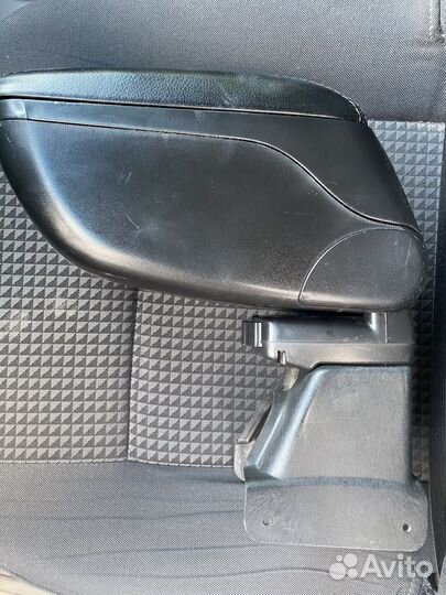 Подоконник renault logan