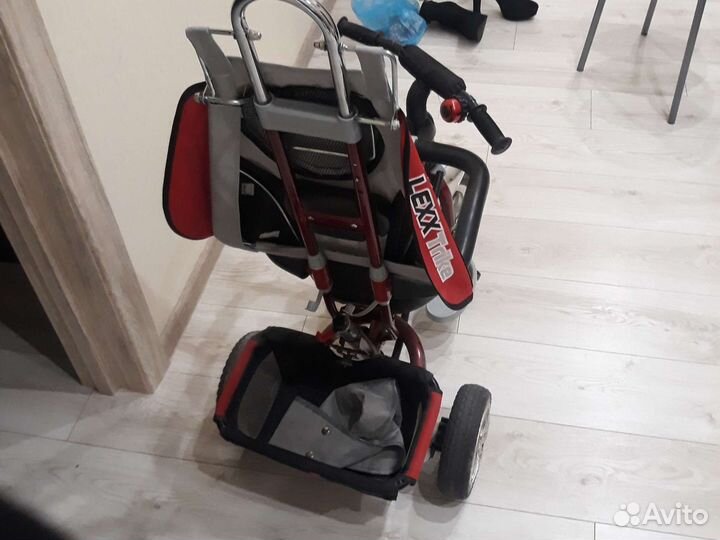 Детский трехколесный велосипед