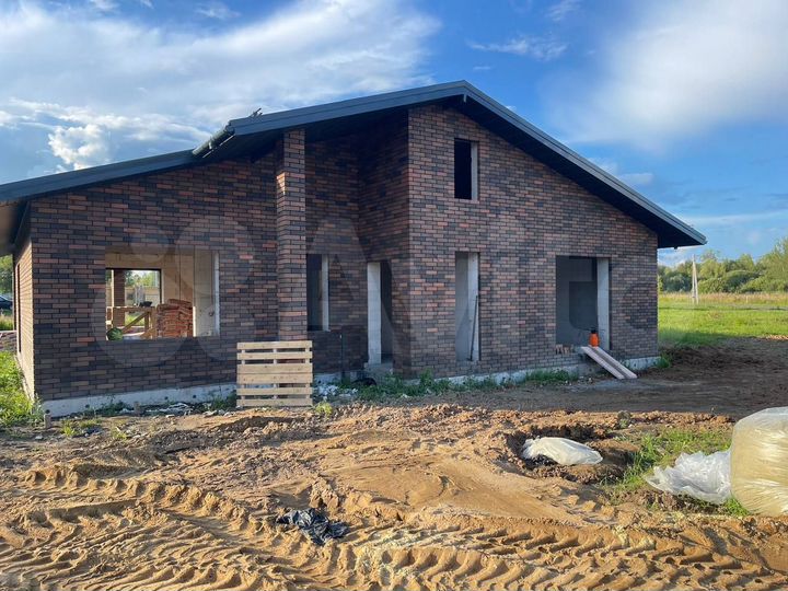 Коттедж 187 м² на участке 7,7 сот.