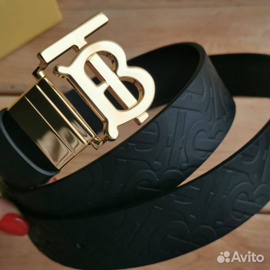 Ремень мужской кожаный Burberry