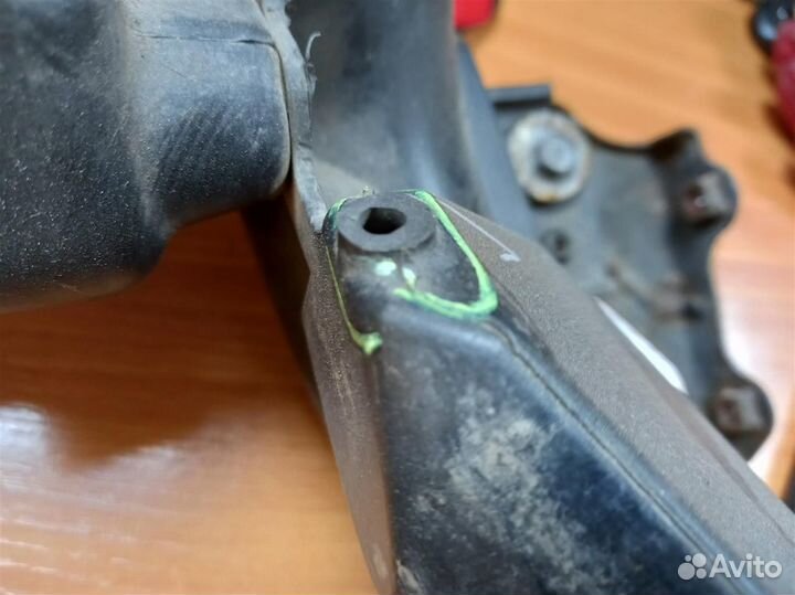 Резонатор воздушного фильтра honda CR-V RE5