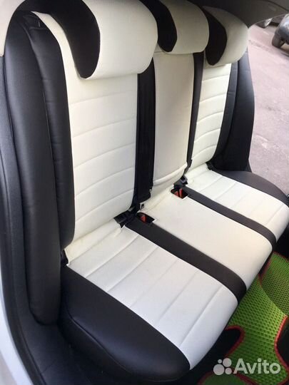 Автомобильные чехлы на Volkswagen Jetta 5