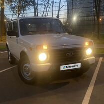 ВАЗ (LADA) 2121 (4x4) Urban 1.7 MT, 2015, 62 000 км, с пробегом, цена 565 000 руб.