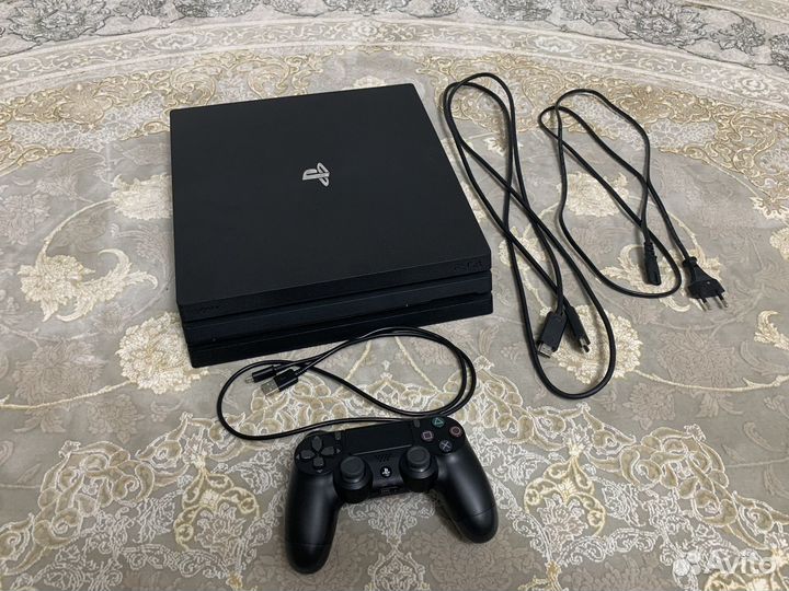 Sony Playstation 4 Pro 1tb
