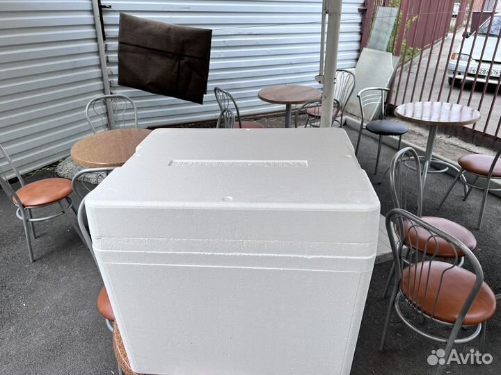 Термоконтейнер из пенопласта