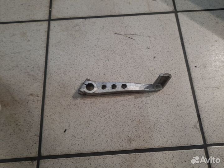 Лапка тормоза Honda vf 1000