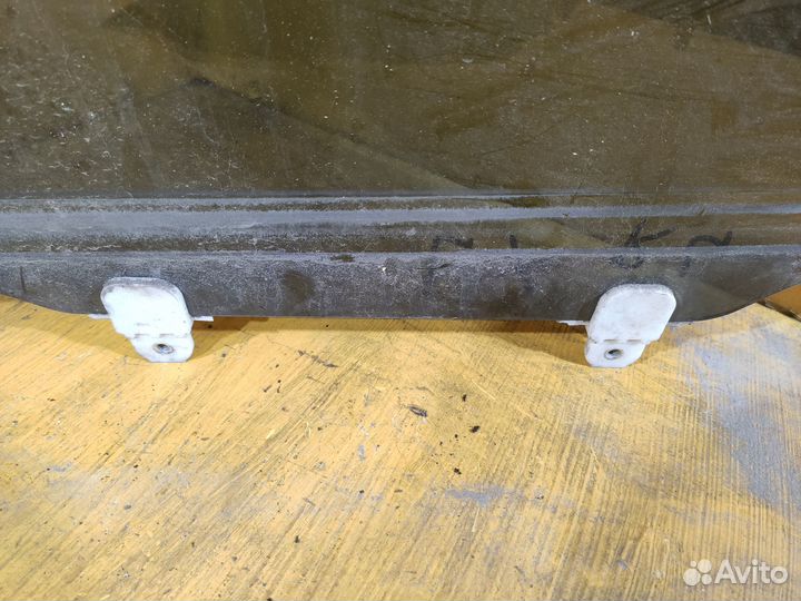 Стекло заднее левое для Mitsubishi Lancer X