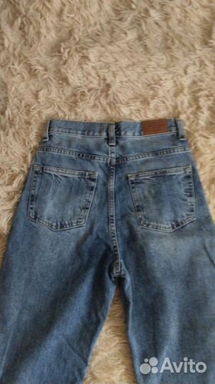 Джинсы