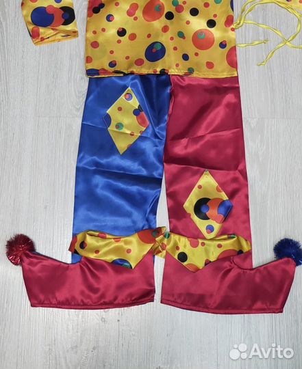 Новогодний карнавальный костюм Скоморох Петрушка