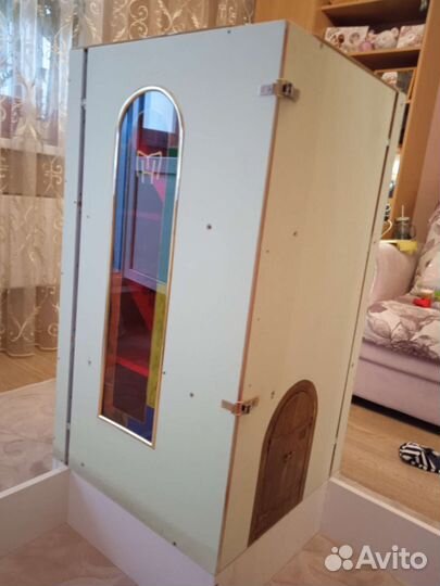 Большой кукольный домик