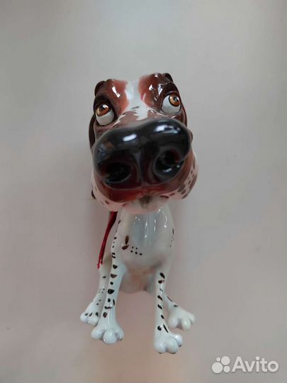 Фарфоровая собачка