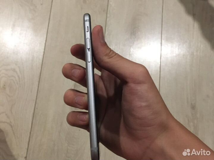 iPhone 6s Серебрянный