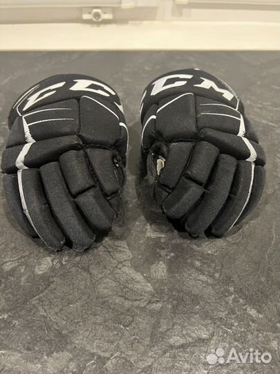 Краги хоккейные