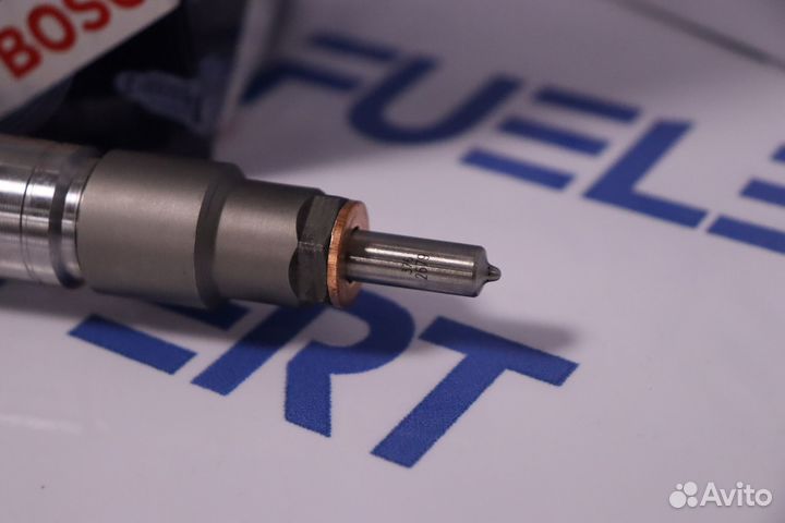 Форсунка топливная 0445120562
