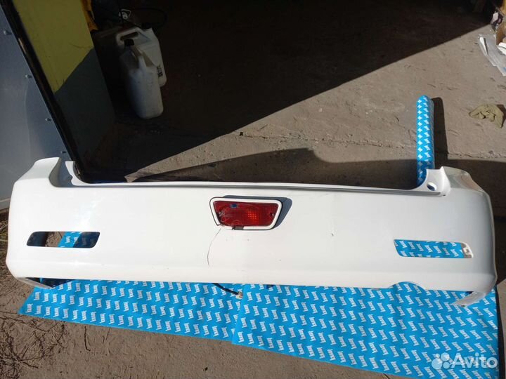 Задний бампер toyota caldina