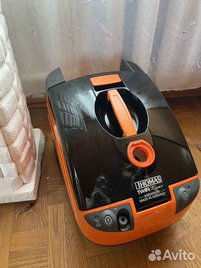 Моющий пылесос thomas новый