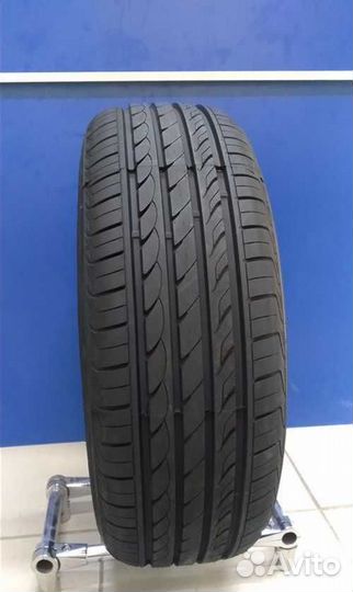 Delinte DH2 215/55 R17