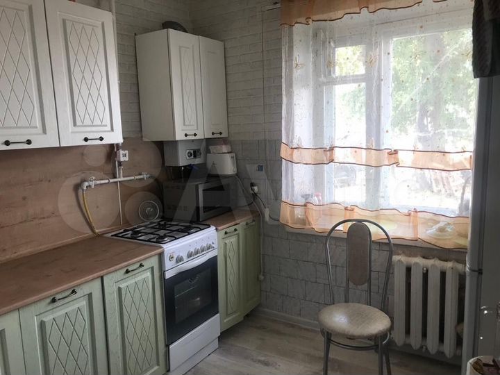 4-к. квартира, 71 м², 1/3 эт.