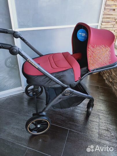 Коляска Luxmom К 92 2 в1 и 3 в1 Красная)