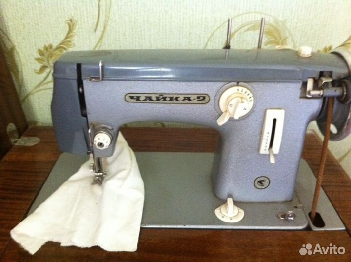 Швейная машинка Чайка-2