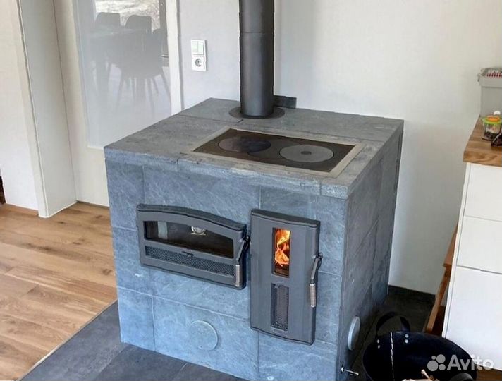 Печь камин теплонакопительная