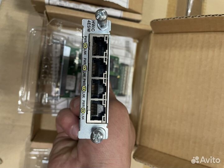 Cisco hwic-2shdsl Cisco hwic-4ESW