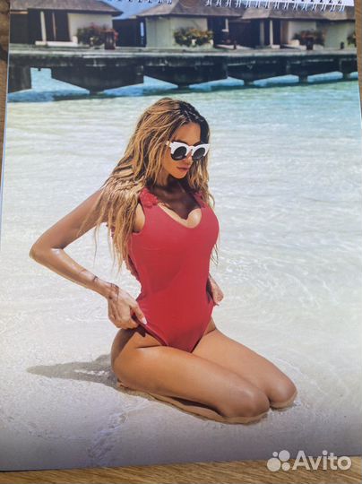 Календарь эротический с девушками на 2022