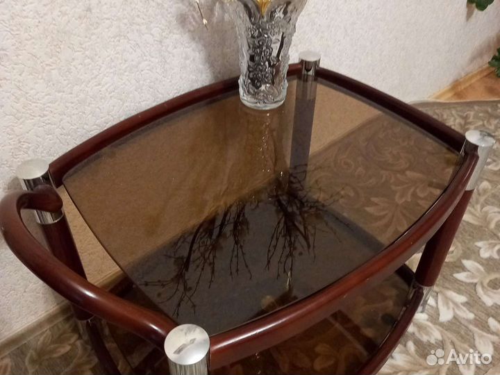 Стол