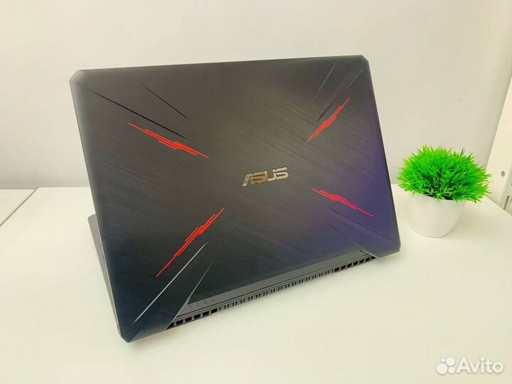 Ноутбук Asus