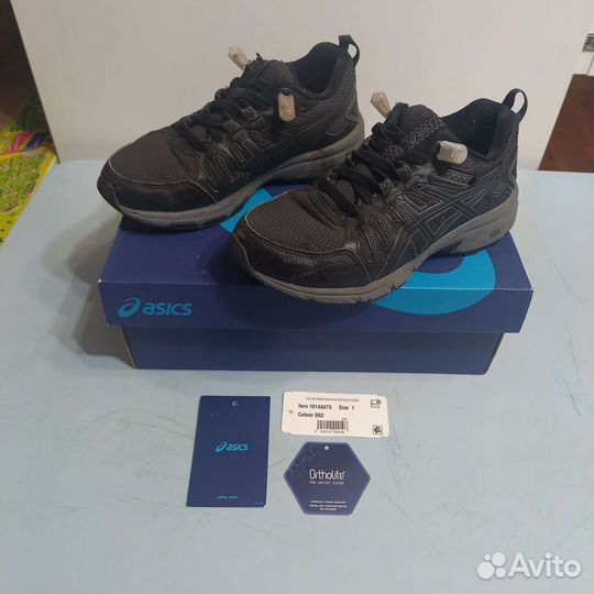 Asics waterproof US1