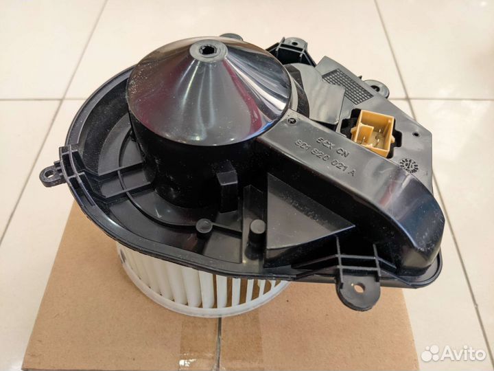 Мотор отопителя VW passat B5 климат контроль