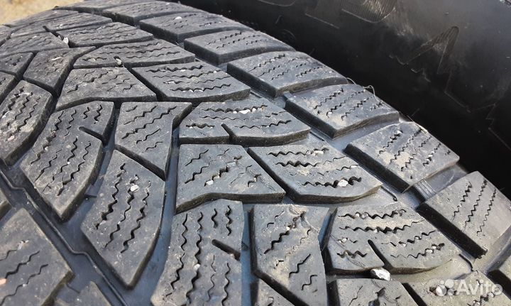 Dunlop SP Winter Sport 500 215/65 R16 H