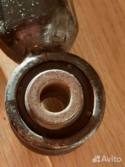 Амортизатор задний Nissan Almera classic B10RS