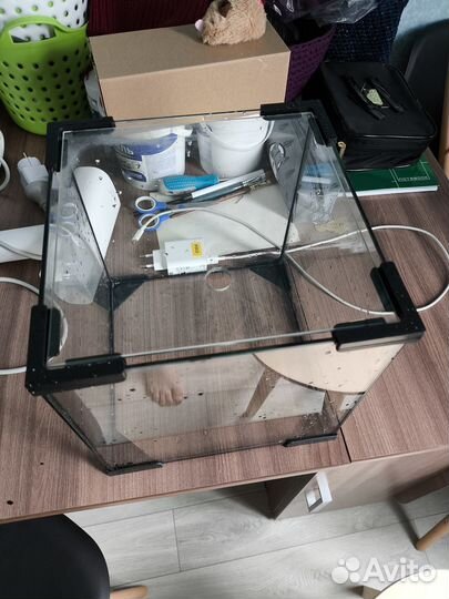Аквариум куб с крышкой