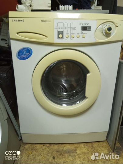 Стиральная машина samsung 5 кг,в идеальном состоян